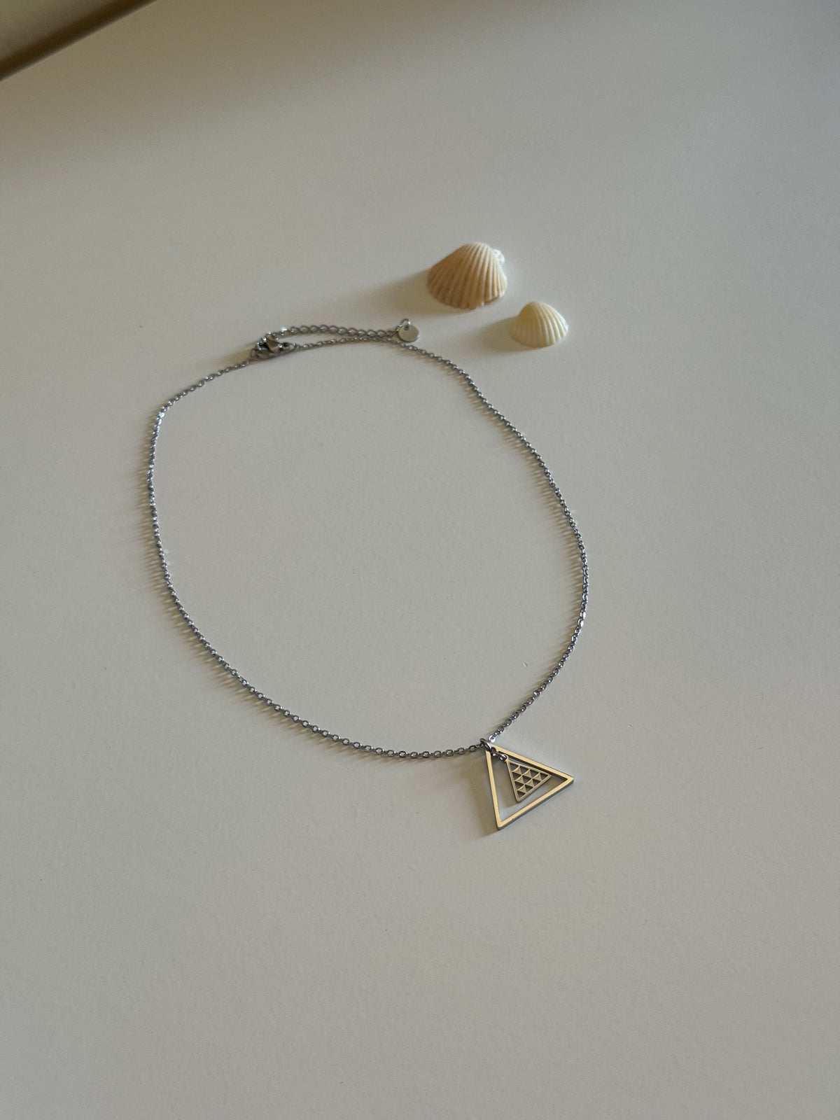 Collar Pirámide