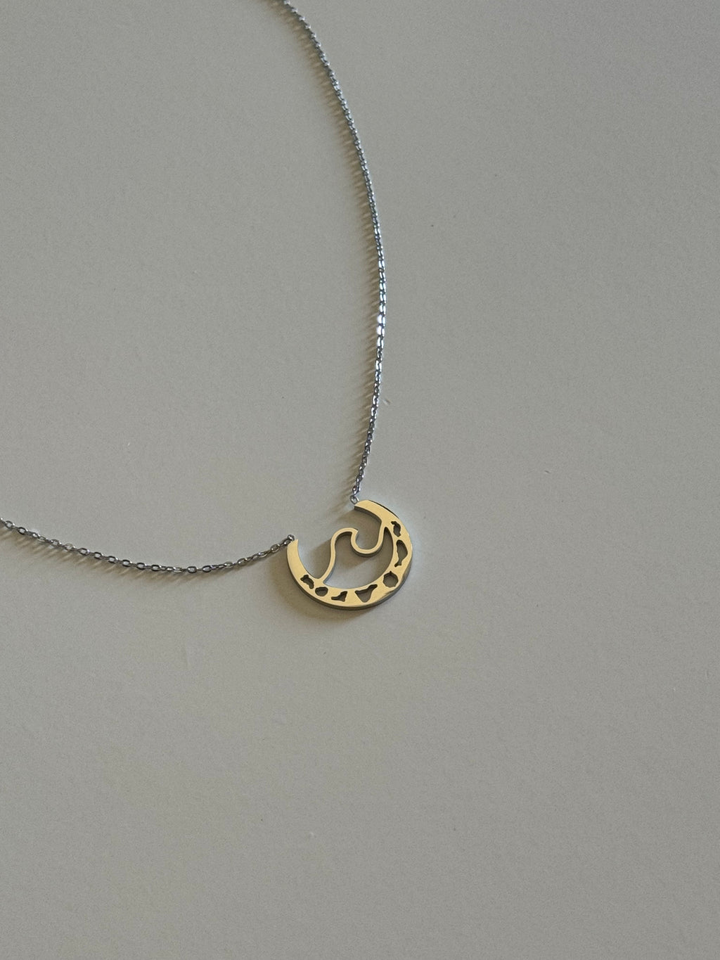 Collar Ola